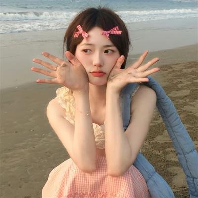 红鞋男子